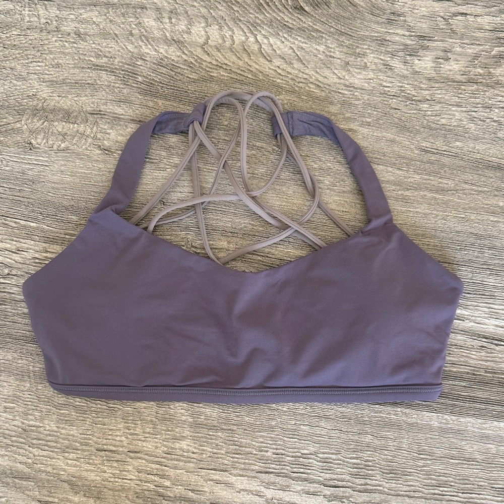 lululemon athletica Free to Be sz 10 Purple Strappy Sports Bra